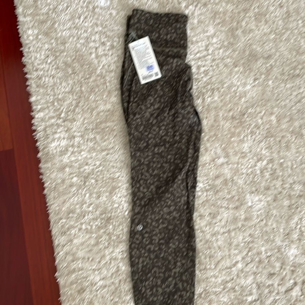 Lululemon leggings size 10 new leggings